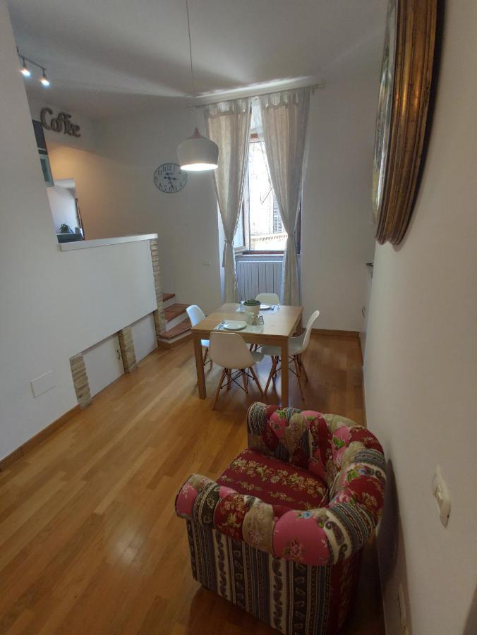 Mazzini 3 Apartment Assisi Exterior photo
