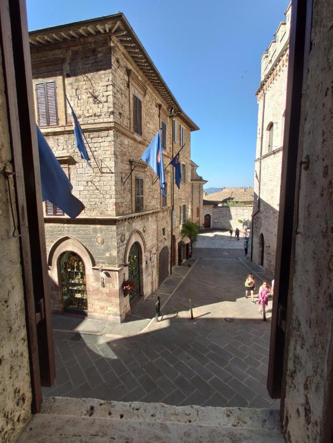 Mazzini 3 Apartment Assisi Exterior photo